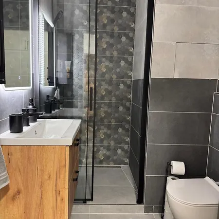 Apartment Newly Renovated Flat Next To Forest Park *