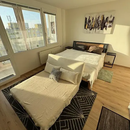 Apartment Newly Renovated Flat Next To Forest Park