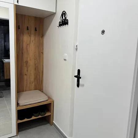 Apartment Newly Renovated Flat Next To Forest Park *